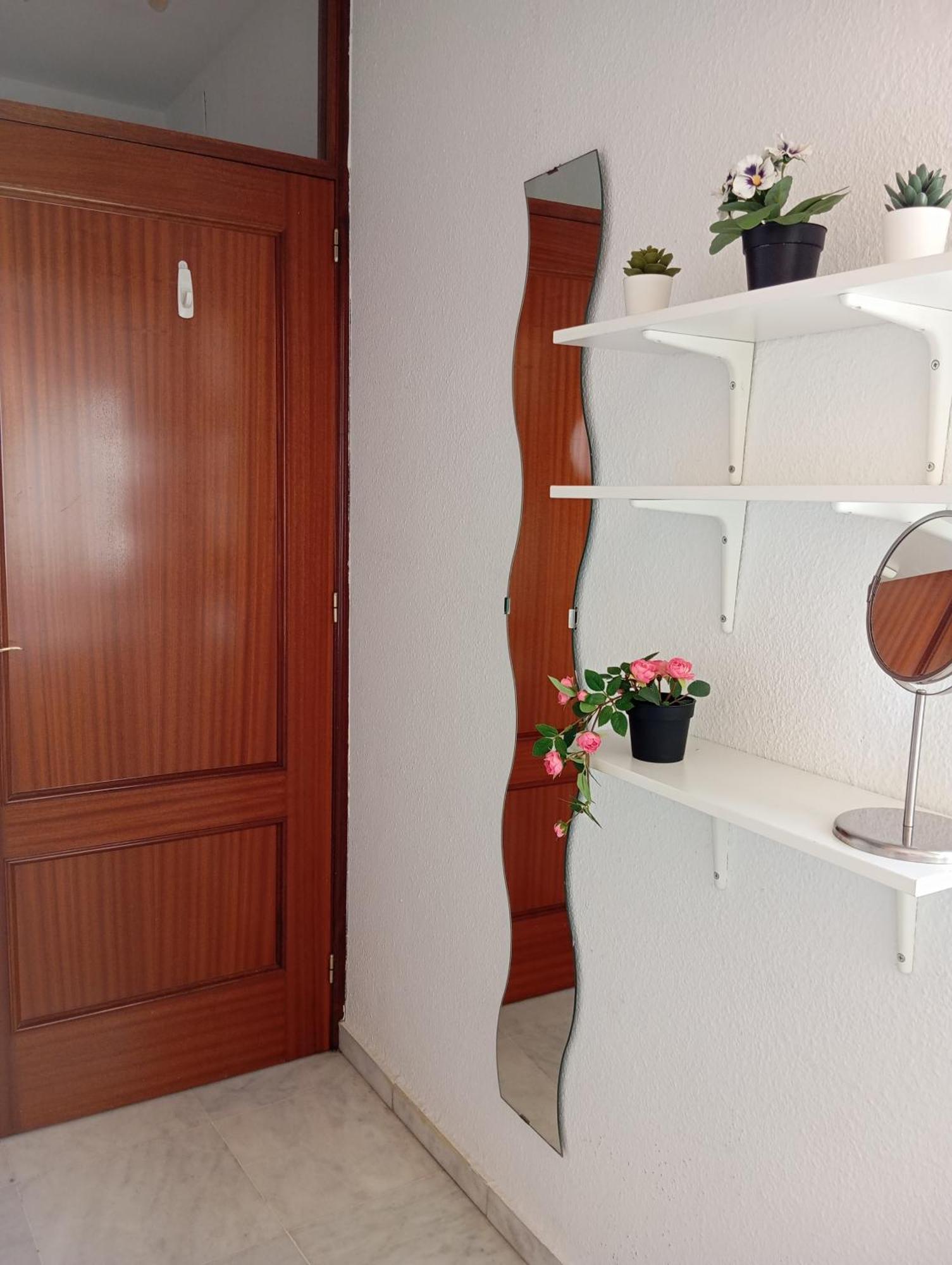 Ferienwohnung Apartamento Luminoso Casco Antiguo San Luis Sevilla Exterior foto